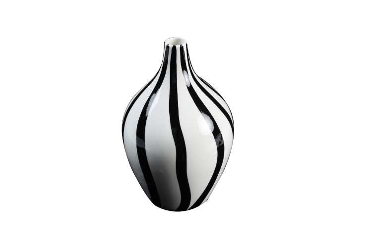 Obsidian Mist Vase
