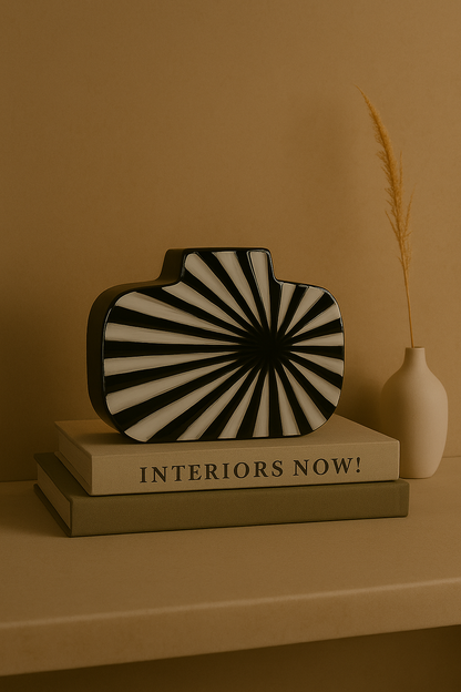 Shell Grain Vase A