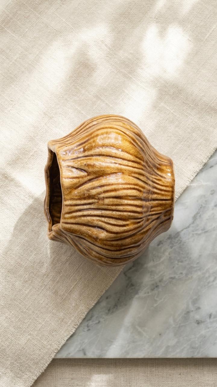 Ochre Bulb