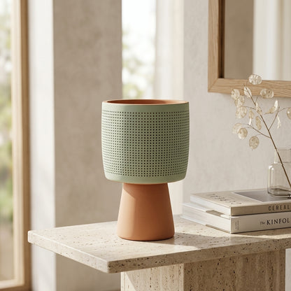 Latticework Textured Pot - B
